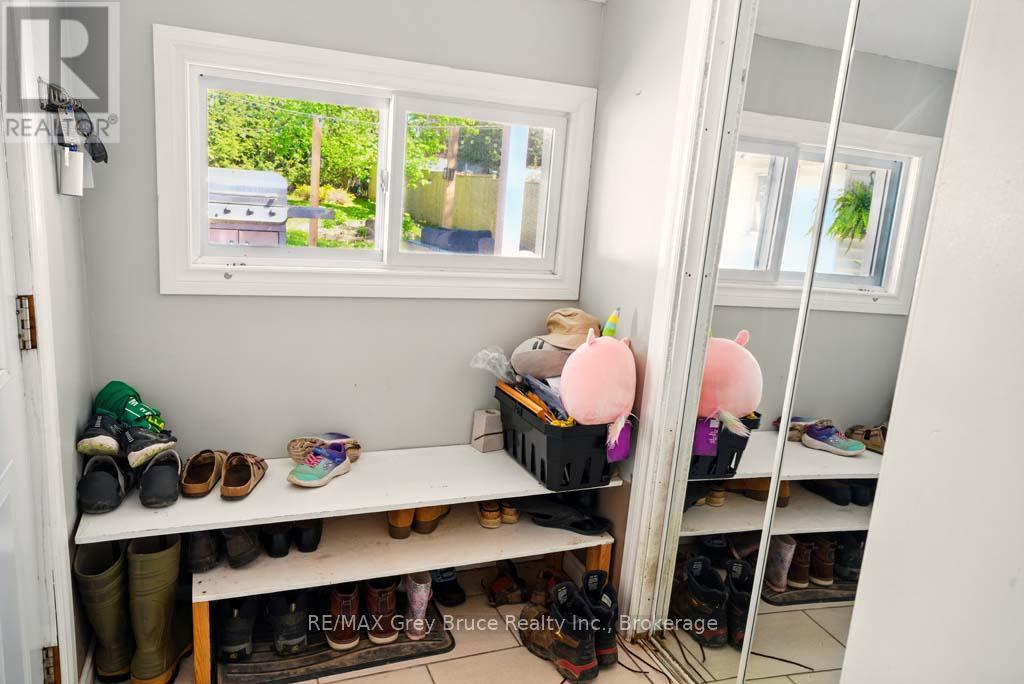 1789 6th Avenue E, Owen Sound, Ontario  N4K 2V9 - Photo 39 - X12212128