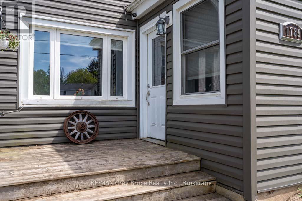 1789 6th Avenue E, Owen Sound, Ontario  N4K 2V9 - Photo 42 - X12212128