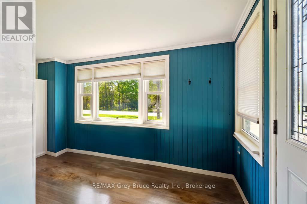 1789 6th Avenue E, Owen Sound, Ontario  N4K 2V9 - Photo 9 - X12212128