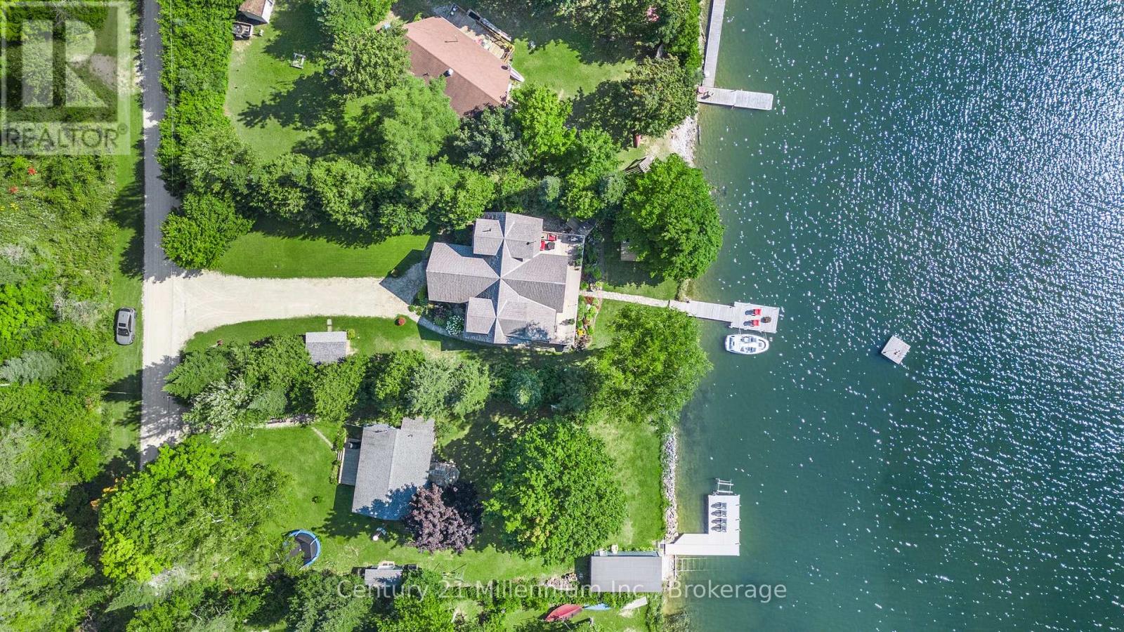 158 Wiles Lane, Grey Highlands, Ontario  N0C 1E0 - Photo 36 - X12212188