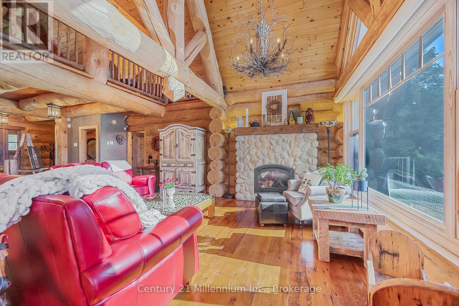 158 Wiles Lane, Grey Highlands, Ontario  N0C 1E0 - Photo 8 - X12212188