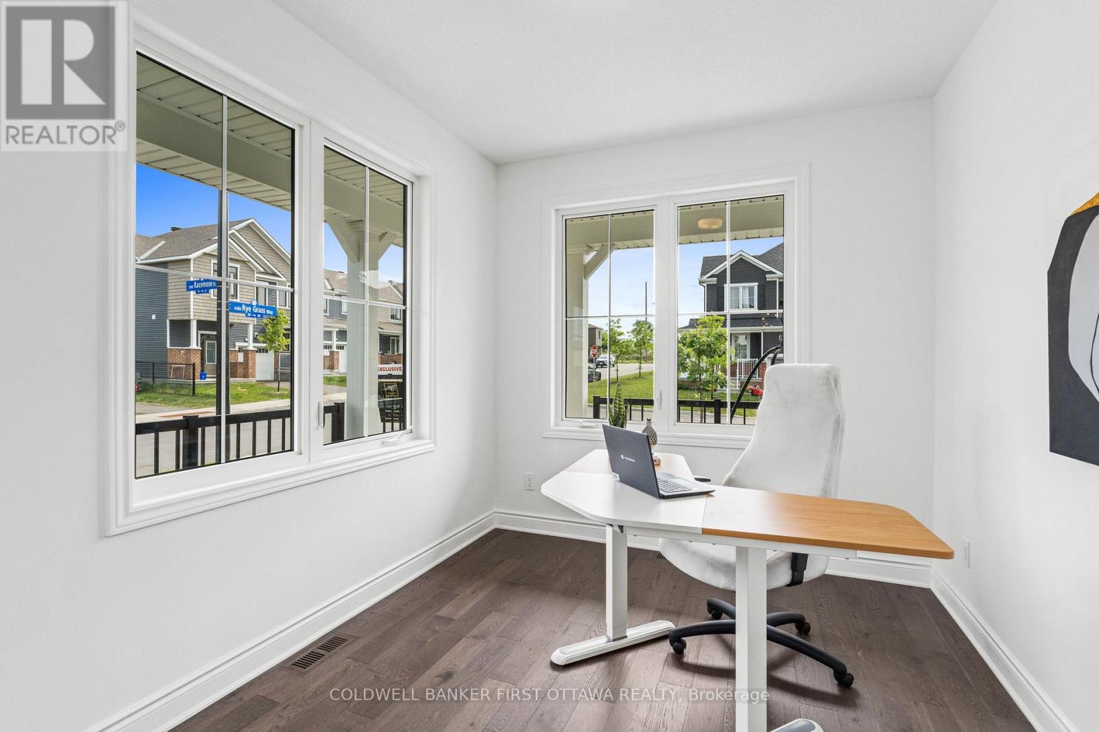 10 Racemose Street, Ottawa, Ontario  K2J 6Z9 - Photo 7 - X12212082