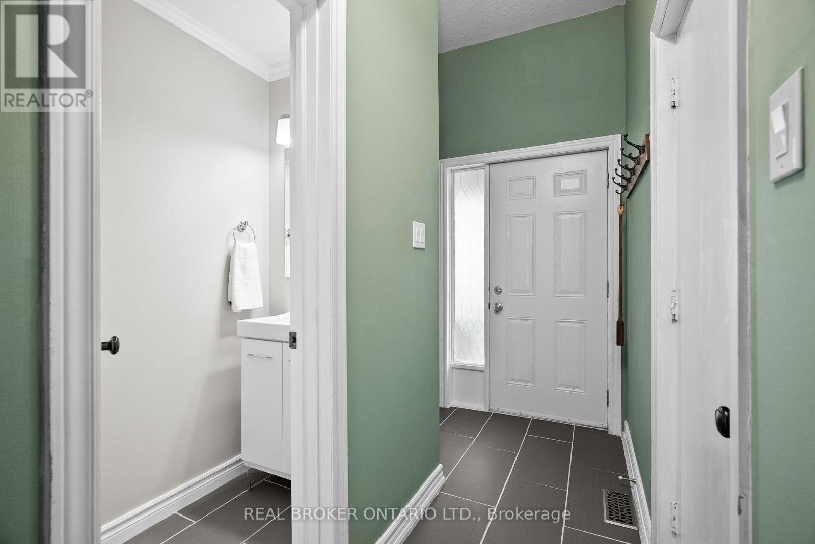 16 Alfa Street, Ottawa, Ontario  K2J 3R5 - Photo 2 - X12212141