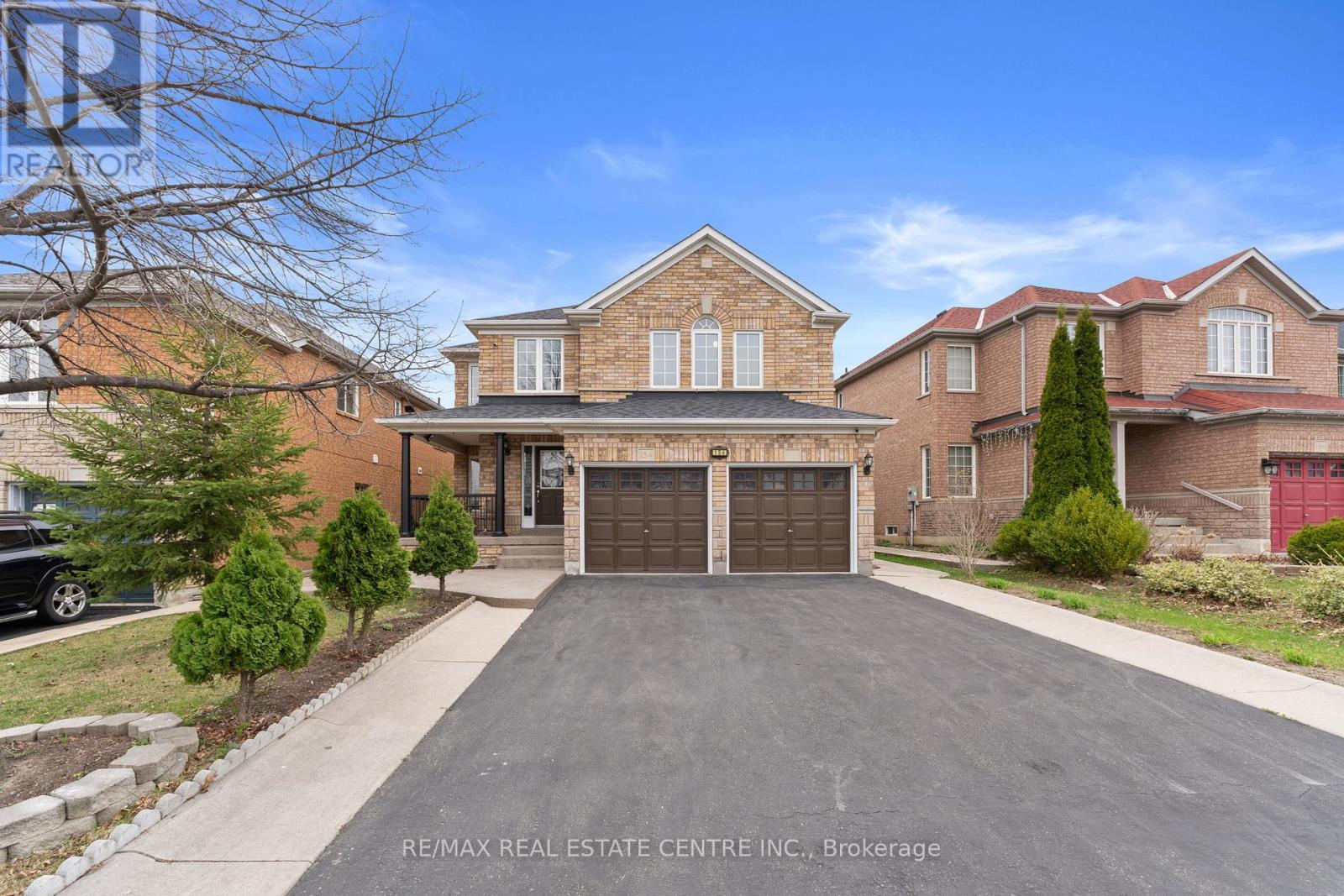 154 SUNNY MEADOW BOULEVARD, Brampton, Ontario