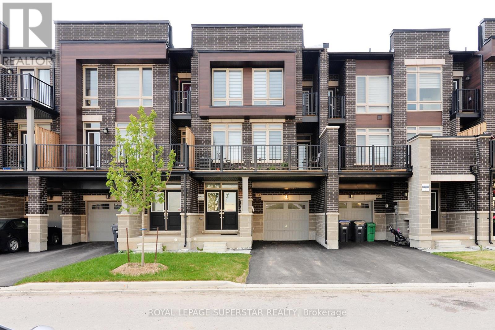 94 DONALD FICHT CRESCENT, Brampton, Ontario