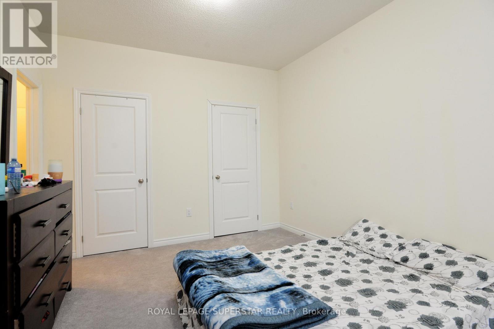 94 Donald Ficht Crescent, Brampton (Northwest Brampton), Ontario  L7A 5H8 - Photo 10 - W12211926