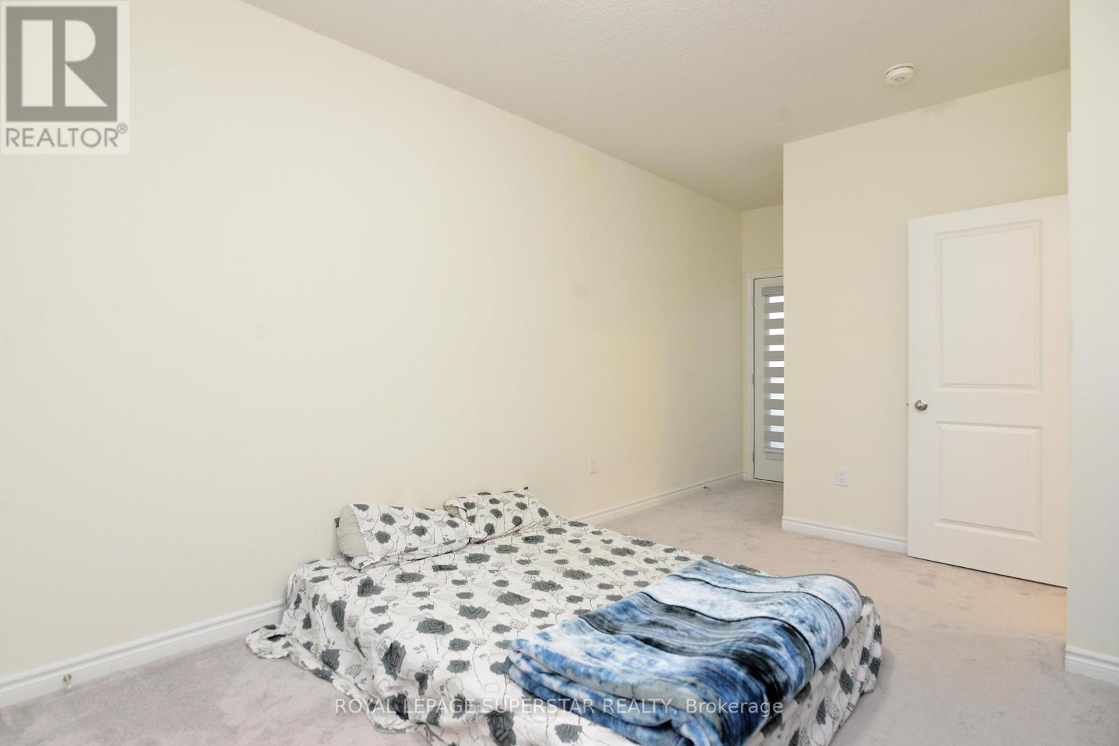 94 Donald Ficht Crescent, Brampton (Northwest Brampton), Ontario  L7A 5H8 - Photo 11 - W12211926