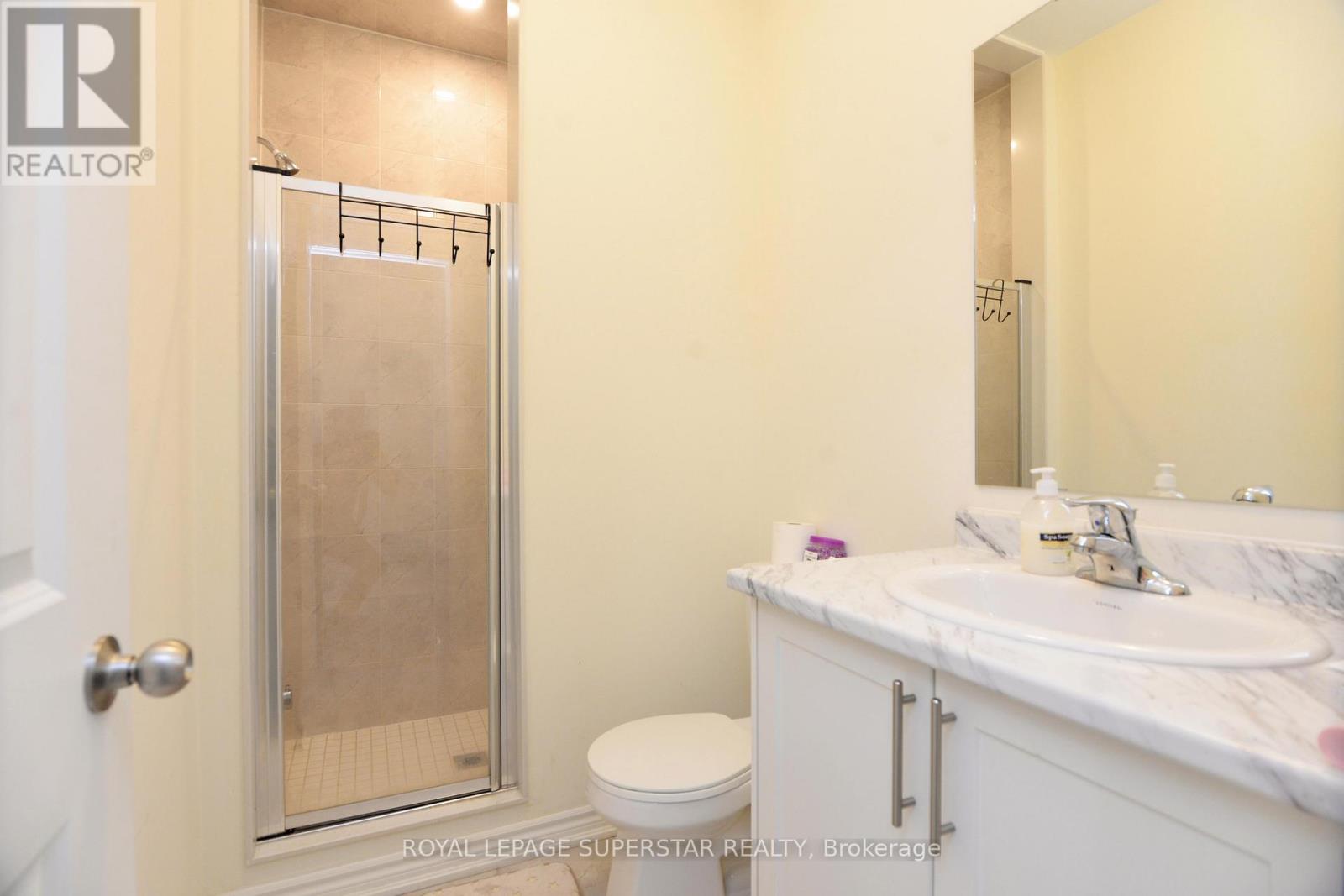 94 Donald Ficht Crescent, Brampton (Northwest Brampton), Ontario  L7A 5H8 - Photo 14 - W12211926
