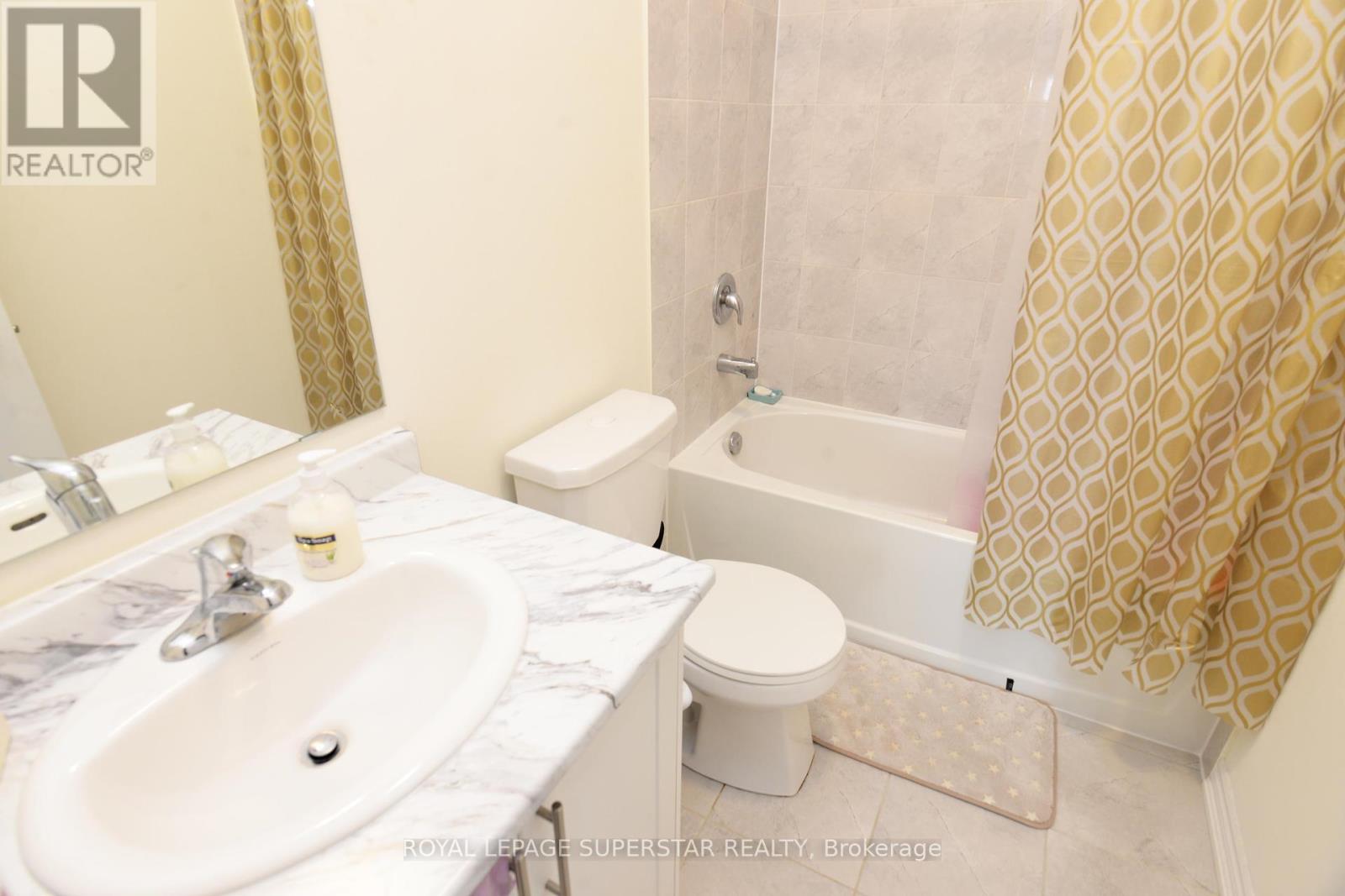 94 Donald Ficht Crescent, Brampton (Northwest Brampton), Ontario  L7A 5H8 - Photo 19 - W12211926
