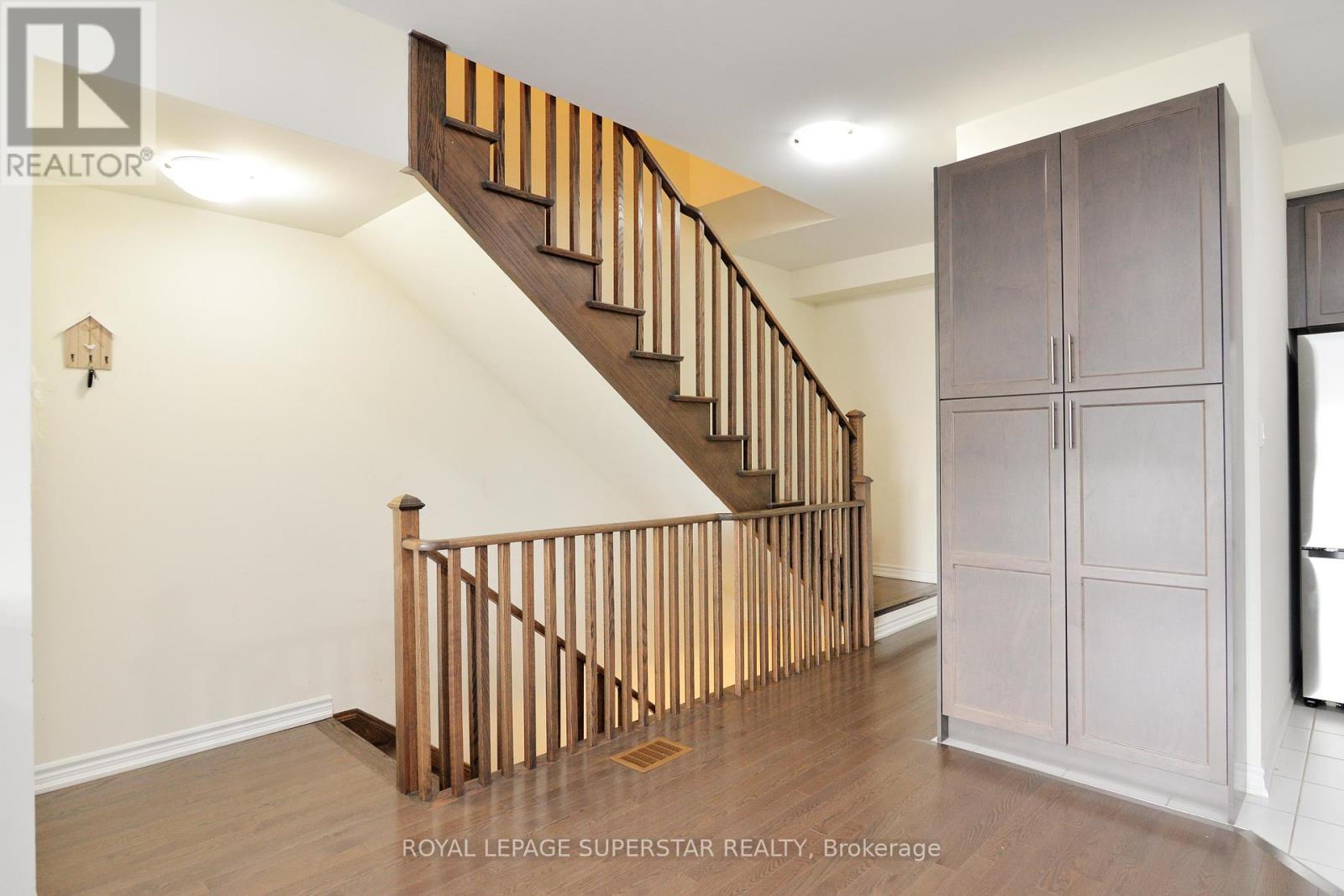 94 Donald Ficht Crescent, Brampton (Northwest Brampton), Ontario  L7A 5H8 - Photo 20 - W12211926
