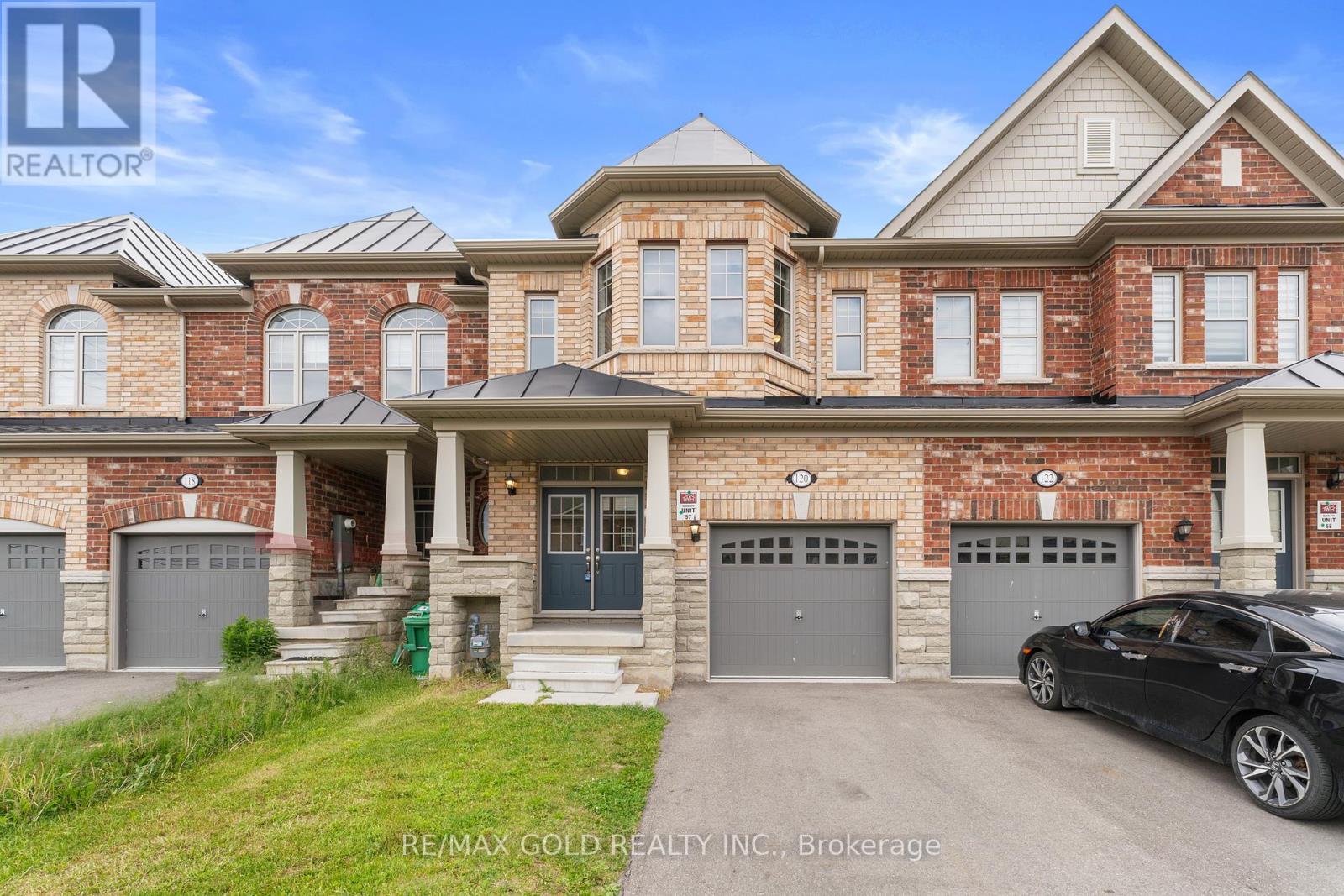 120 FINEGAN CIRCLE N, Brampton, Ontario