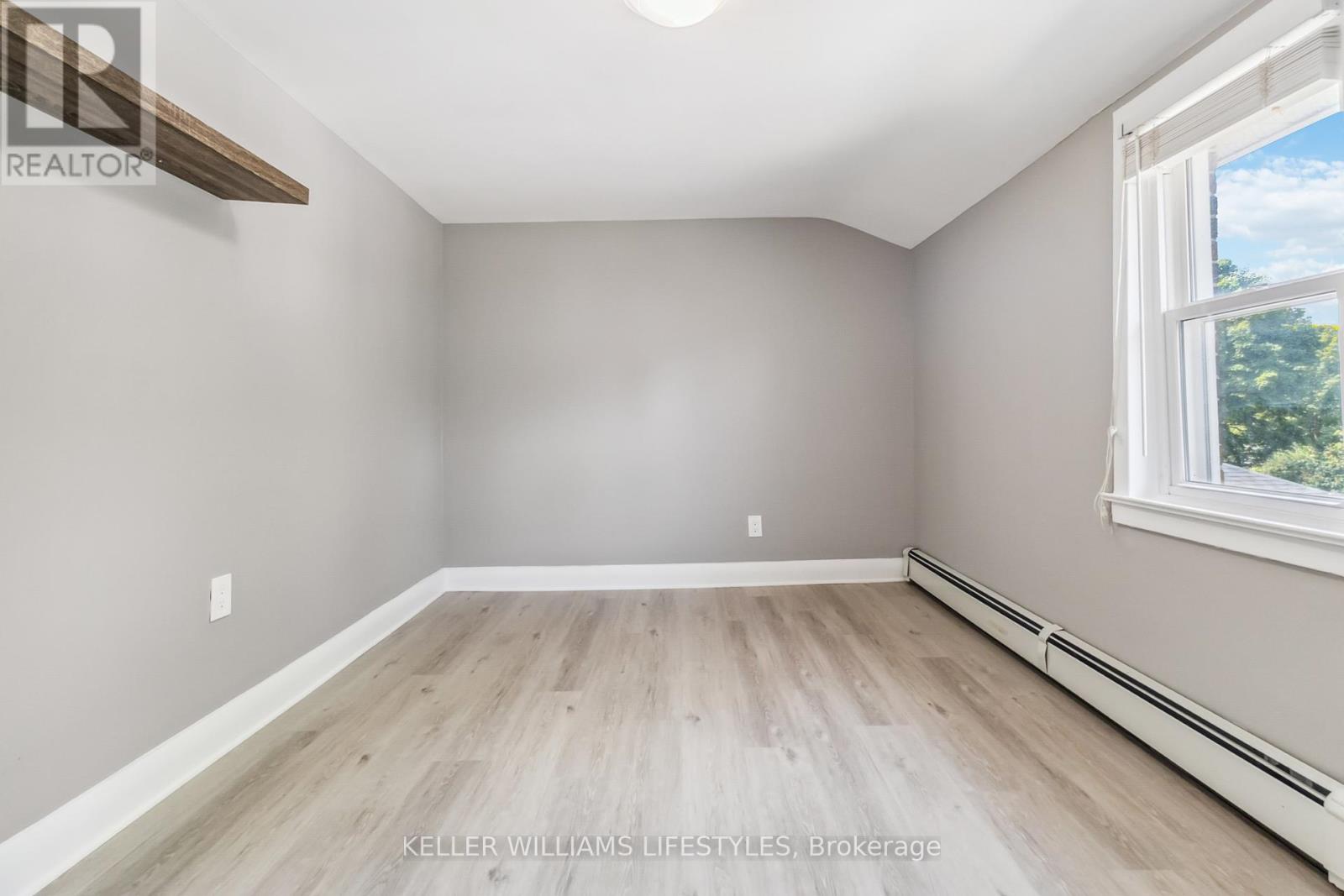 Upper - 88 Britannia Avenue, London North, Ontario  N6H 2J2 - Photo 13 - X12149796