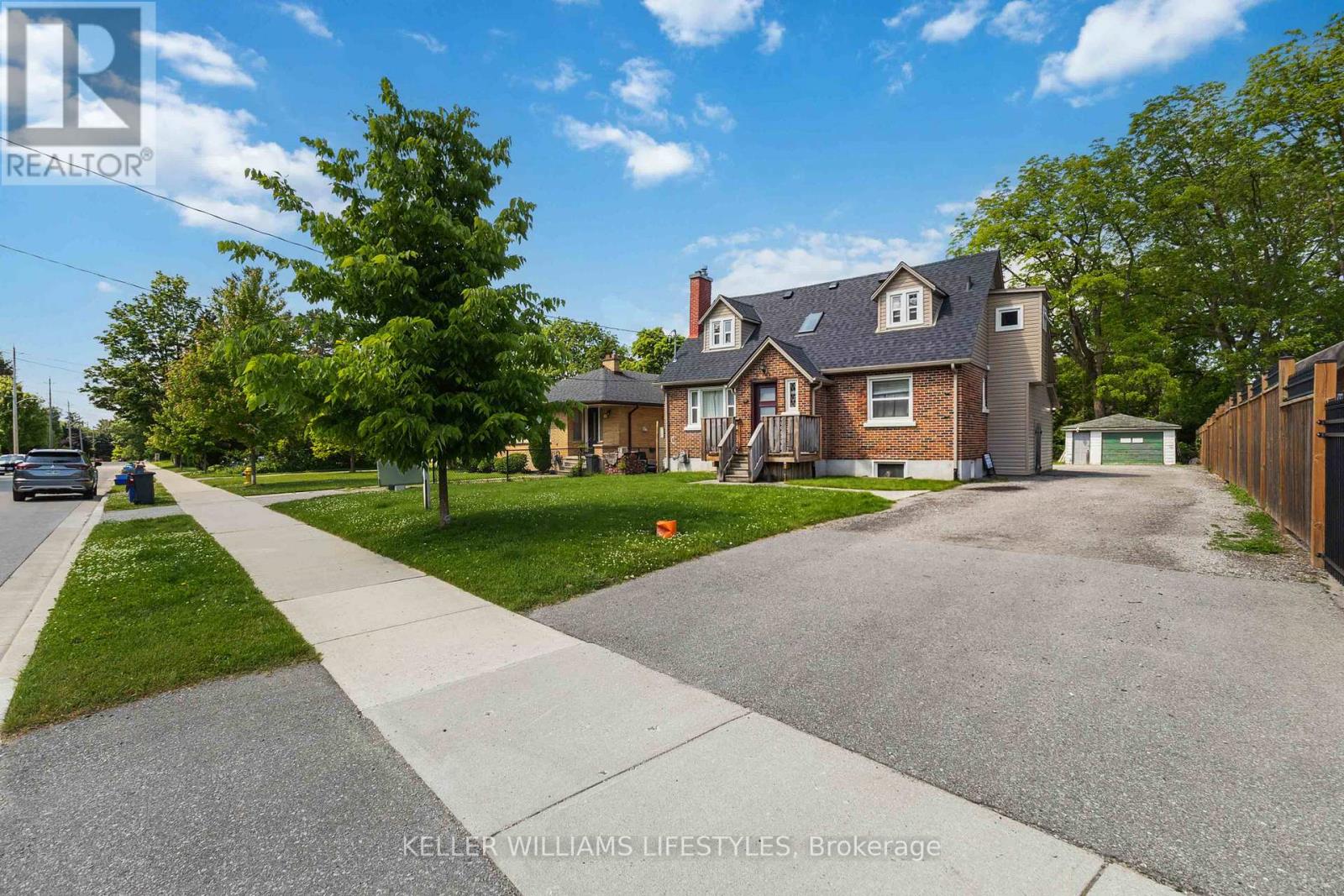 Upper - 88 Britannia Avenue, London North, Ontario  N6H 2J2 - Photo 3 - X12149796