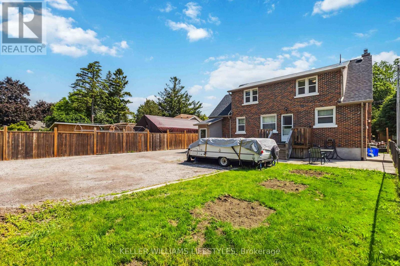Upper - 88 Britannia Avenue, London North, Ontario  N6H 2J2 - Photo 30 - X12149796