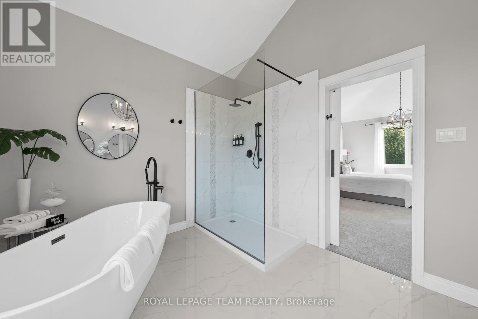 112 Lady Lochead Lane, Ottawa, Ontario  K0A 1L0 - Photo 21 - X12140807