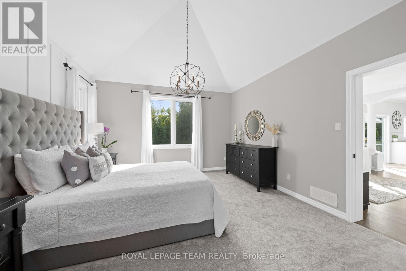 112 Lady Lochead Lane, Ottawa, Ontario  K0A 1L0 - Photo 18 - X12140807