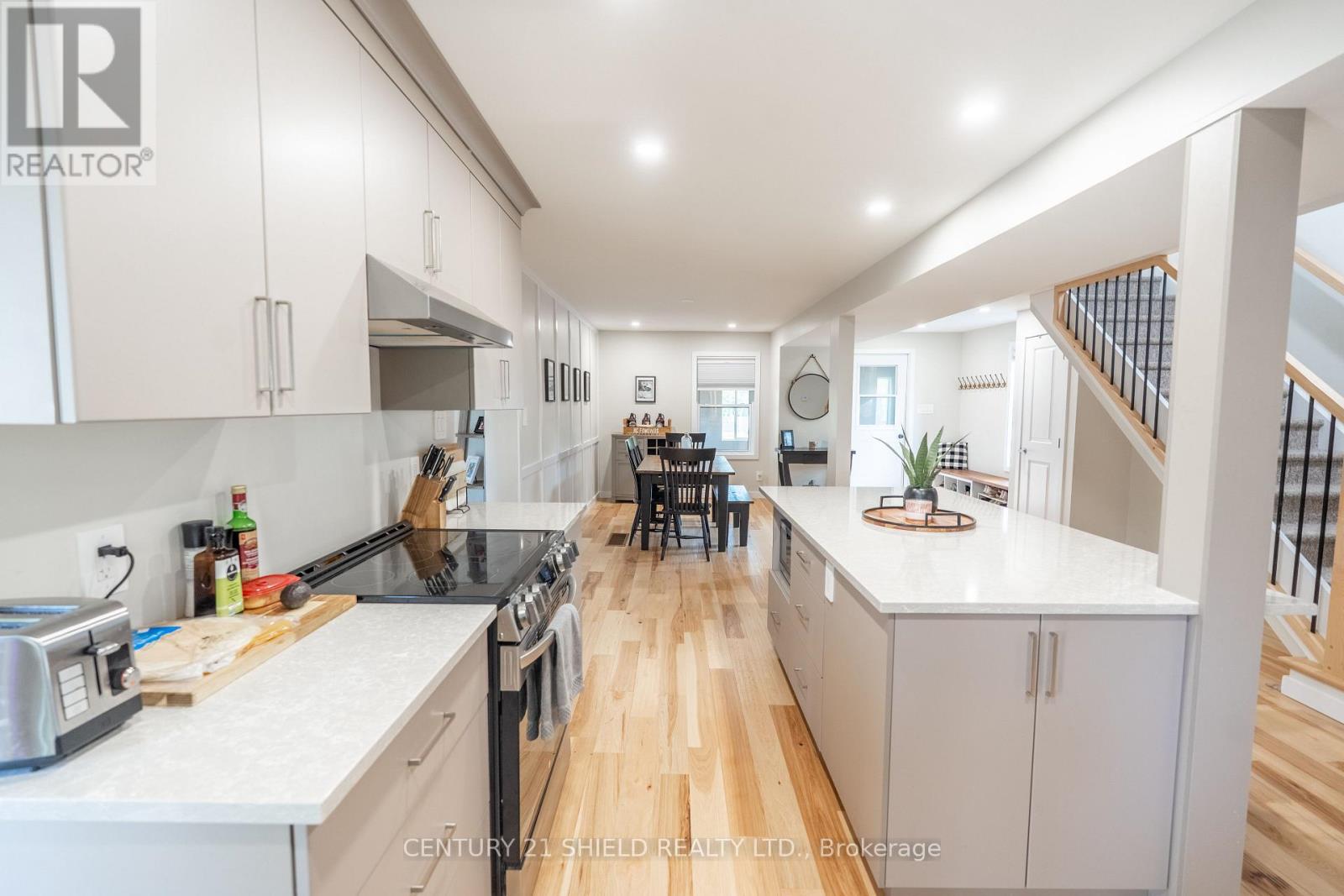 907 2nd Street W, Cornwall, Ontario  K6J 1H8 - Photo 19 - X12207641