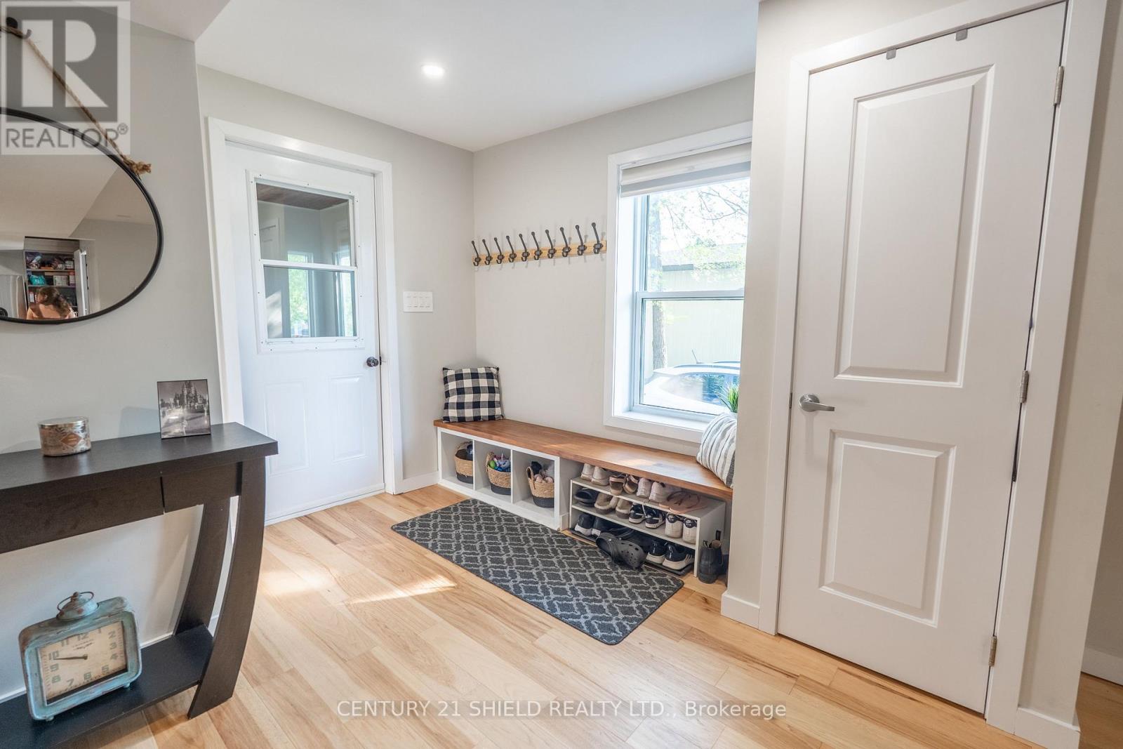 907 2nd Street W, Cornwall, Ontario  K6J 1H8 - Photo 9 - X12207641