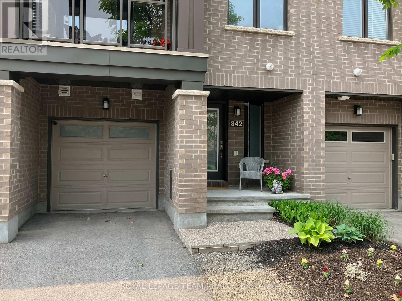 342 Twinflower Way, Ottawa, Ontario  K2J 5Z6 - Photo 2 - X12210257