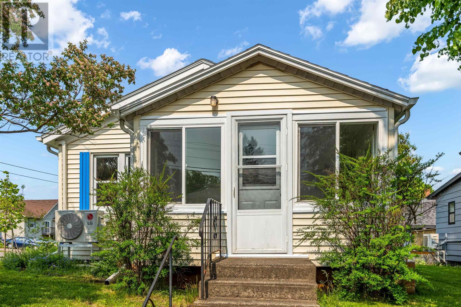 Property at 116 Spring Park Road image 5
