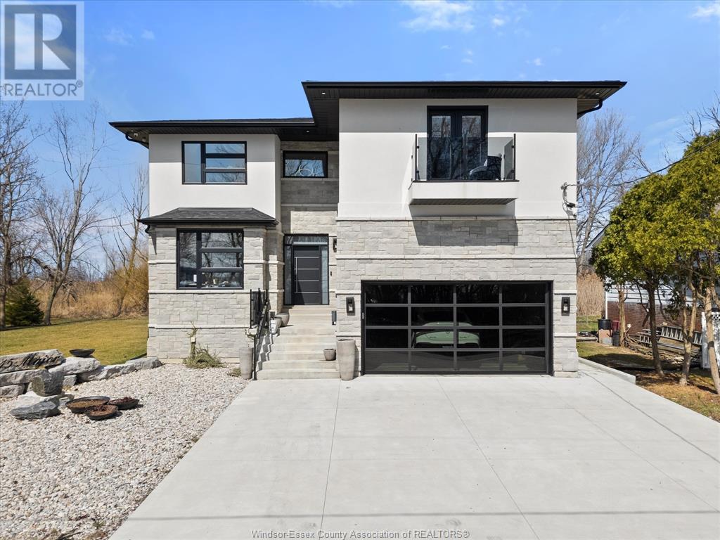 MLS# 25014746: 15 MAJOR, LaSalle, Canada