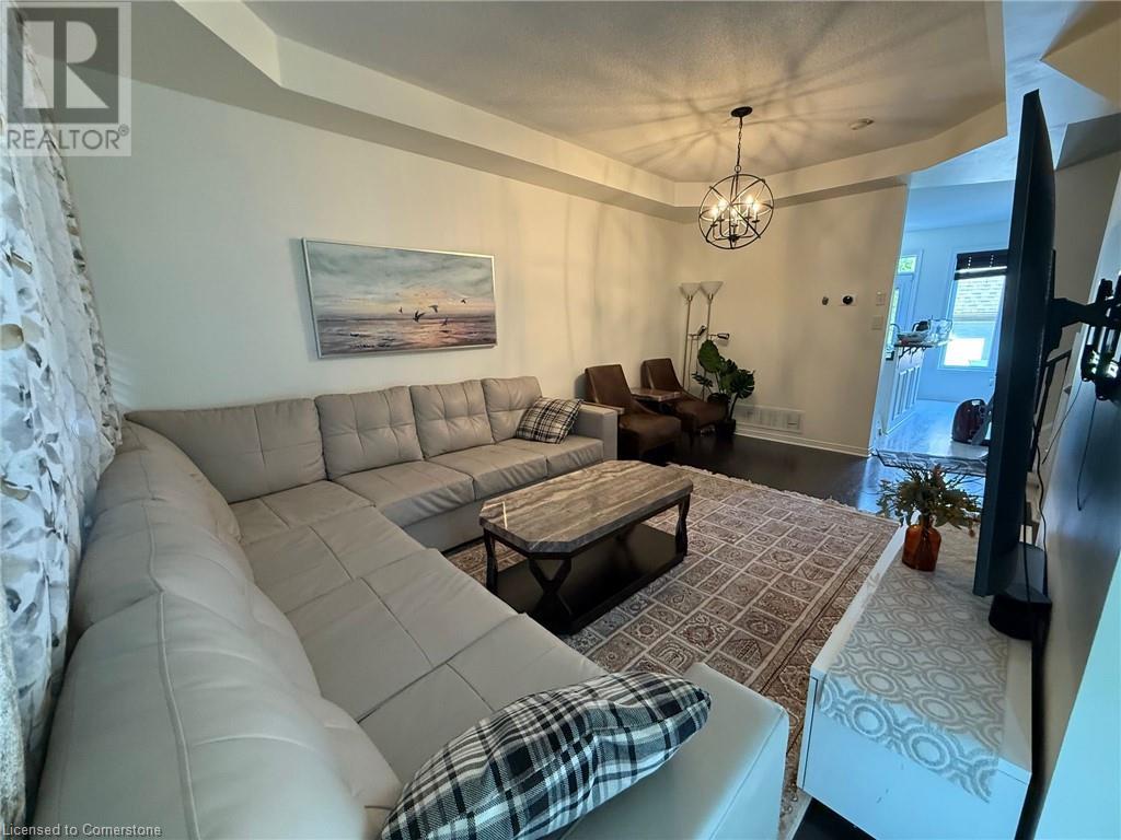 226 Glenashton Drive, Oakville, Ontario  L6H 6H5 - Photo 3 - 40738528