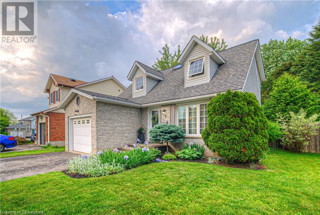 7 Dawn Crescent, Cambridge, Ontario  N3C 3X2 - Photo 3 - 40739581