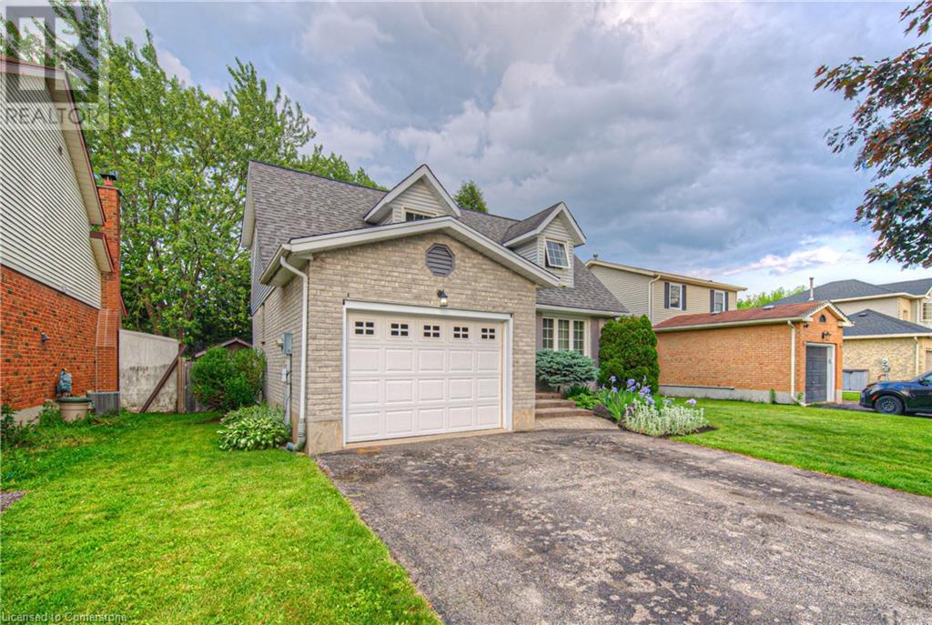 7 Dawn Crescent, Cambridge, Ontario  N3C 3X2 - Photo 2 - 40739581