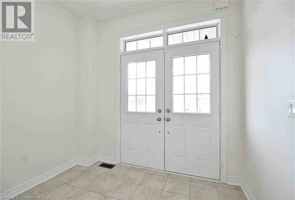 470 Thompson Street, Woodstock, Ontario  N4T 0L5 - Photo 3 - 40739334