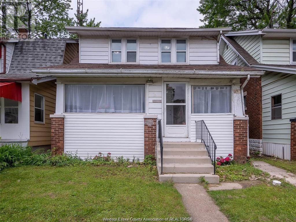 MLS# 25014739: 357 Josephine AVENUE, Windsor, Canada