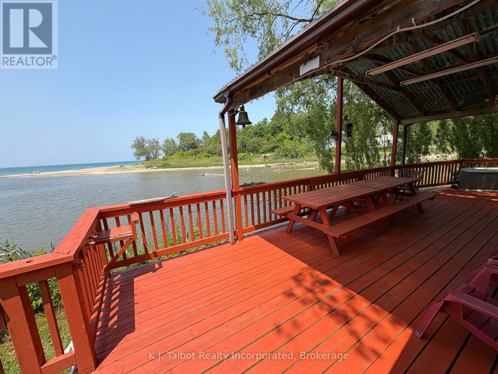 11 Apple Lane, Ashfield-Colborne-Wawanosh (Ashfield), Ontario  N7A 3X9 - Photo 4 - X12100912