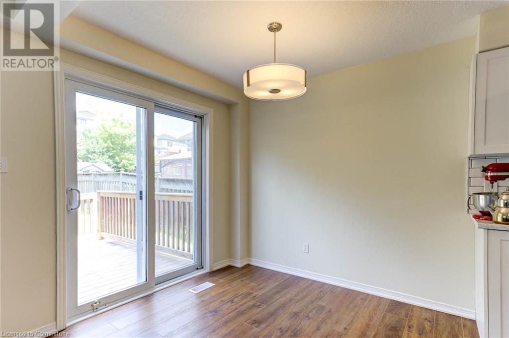 379 Hidden Creek Drive, Kitchener, Ontario  N2N 3N2 - Photo 11 - 40739385