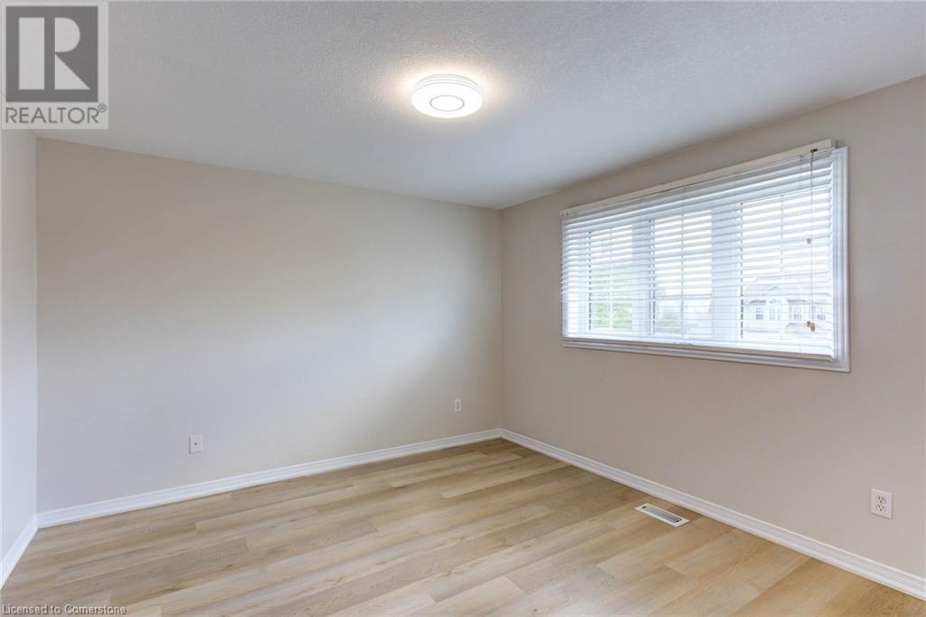 379 Hidden Creek Drive, Kitchener, Ontario  N2N 3N2 - Photo 20 - 40739385