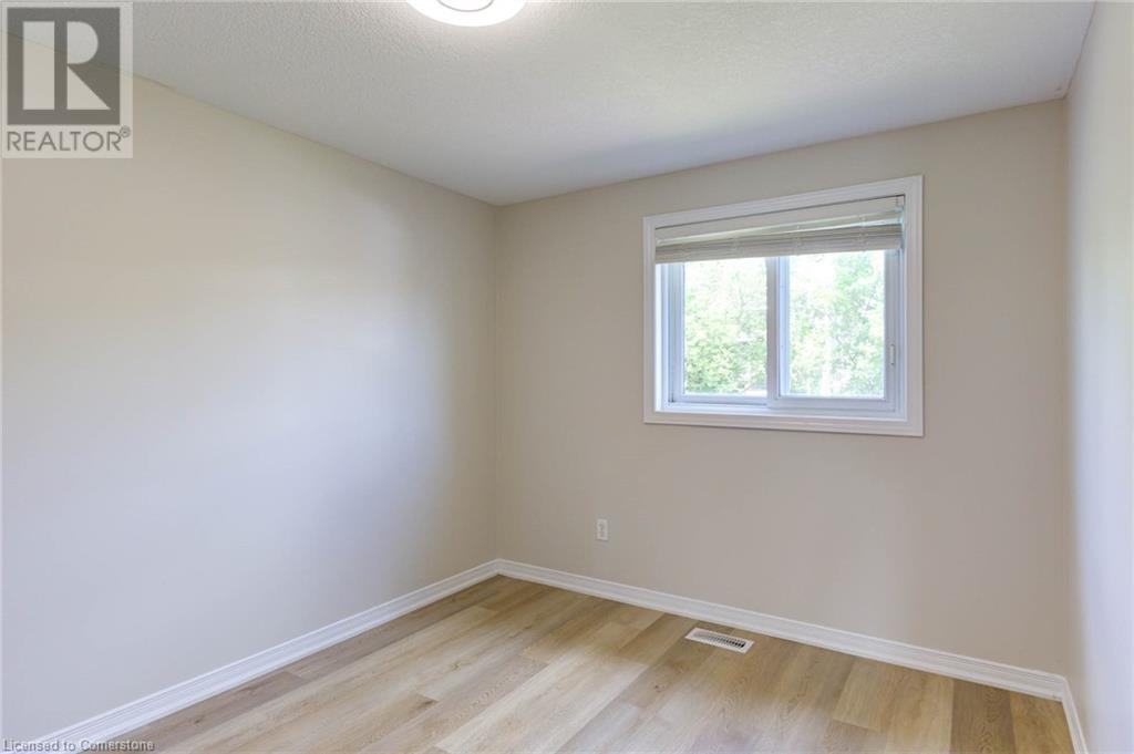379 Hidden Creek Drive, Kitchener, Ontario  N2N 3N2 - Photo 24 - 40739385
