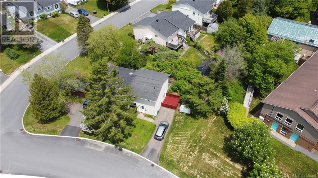 Property at 165 Woodhaven Drive image 3