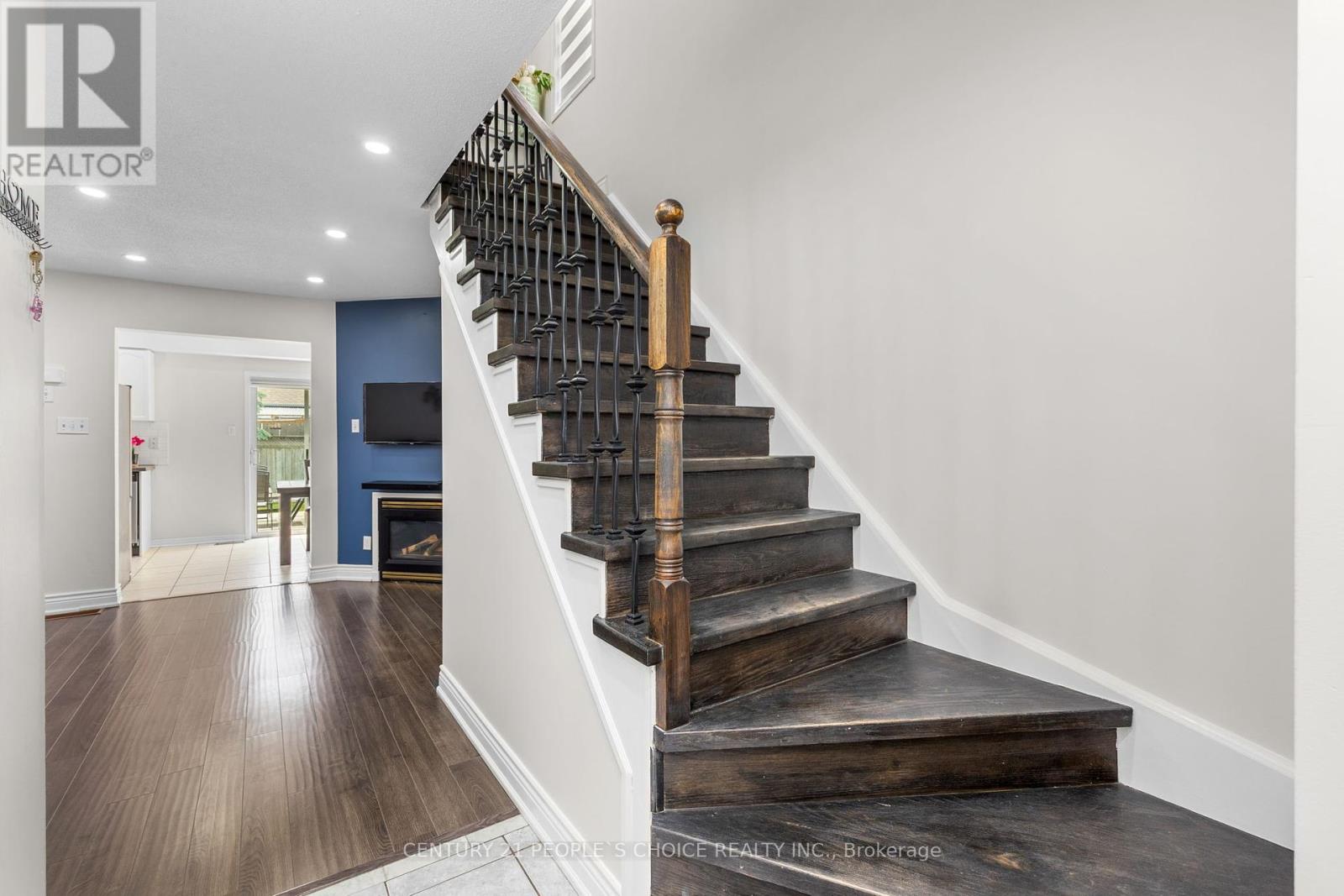 13 Melissa Court, Brampton, Ontario  L6X 4X1 - Photo 13 - W12211324