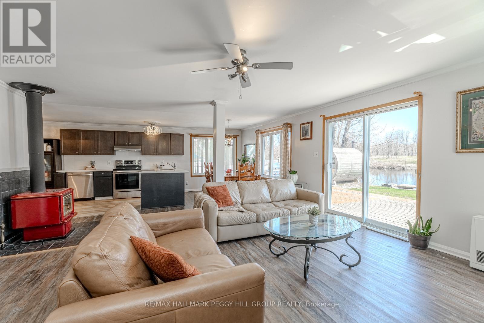 7229 Davy Drive, Ramara, Ontario  L0K 2B0 - Photo 4 - S12202406