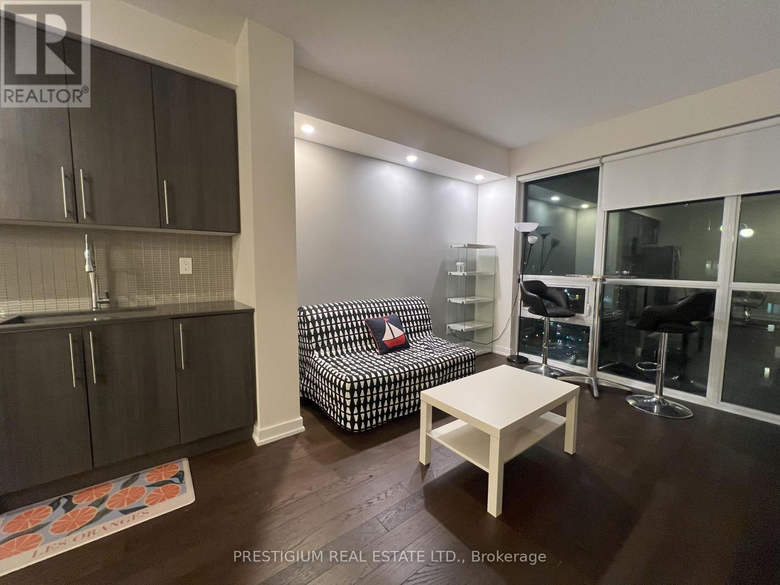 1708 - 4011 Brickstone Mews, Mississauga, Ontario  L5B 0J7 - Photo 2 - W12210808