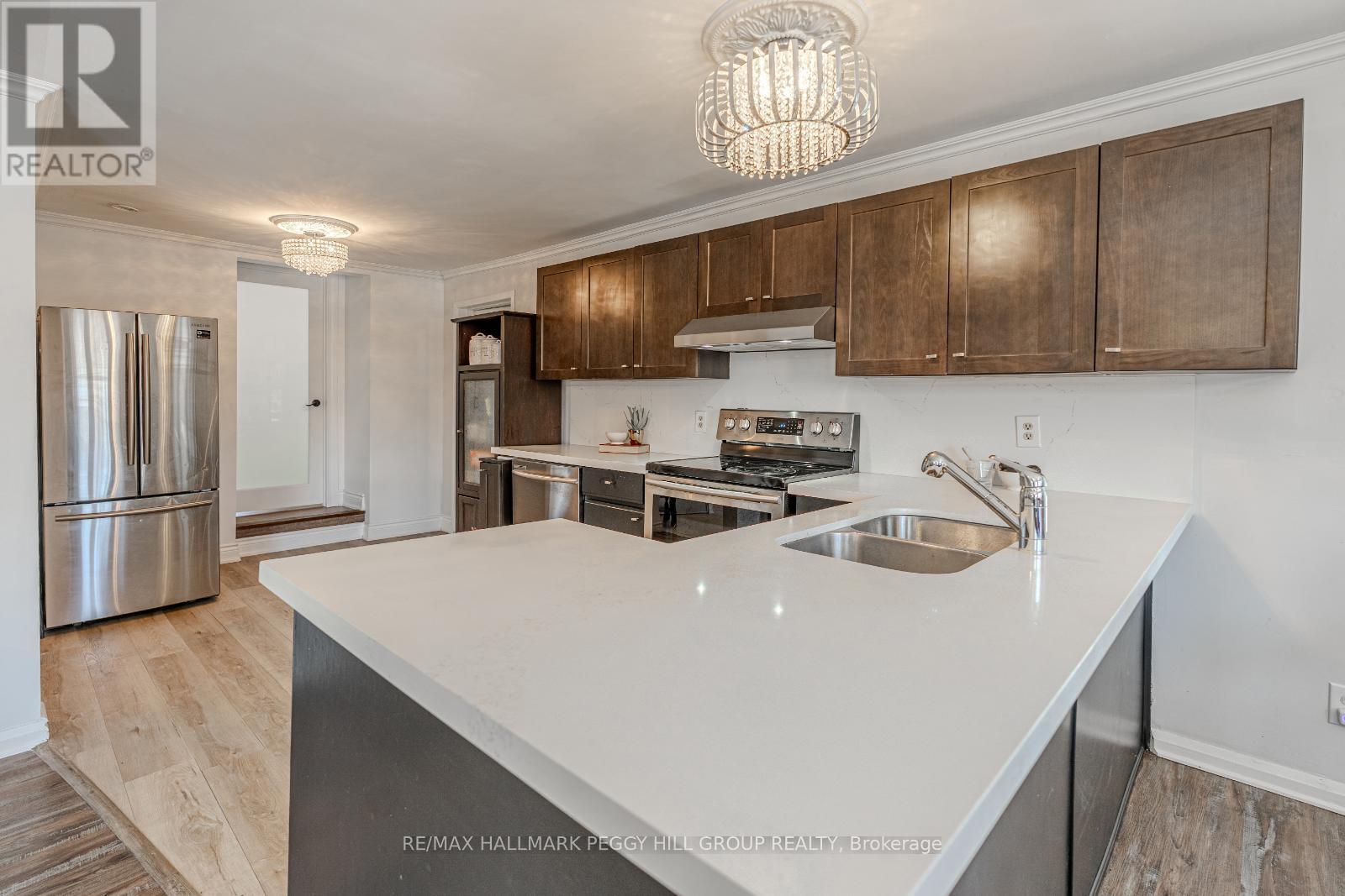 7229 Davy Drive, Ramara, Ontario  L0K 2B0 - Photo 6 - S12202406