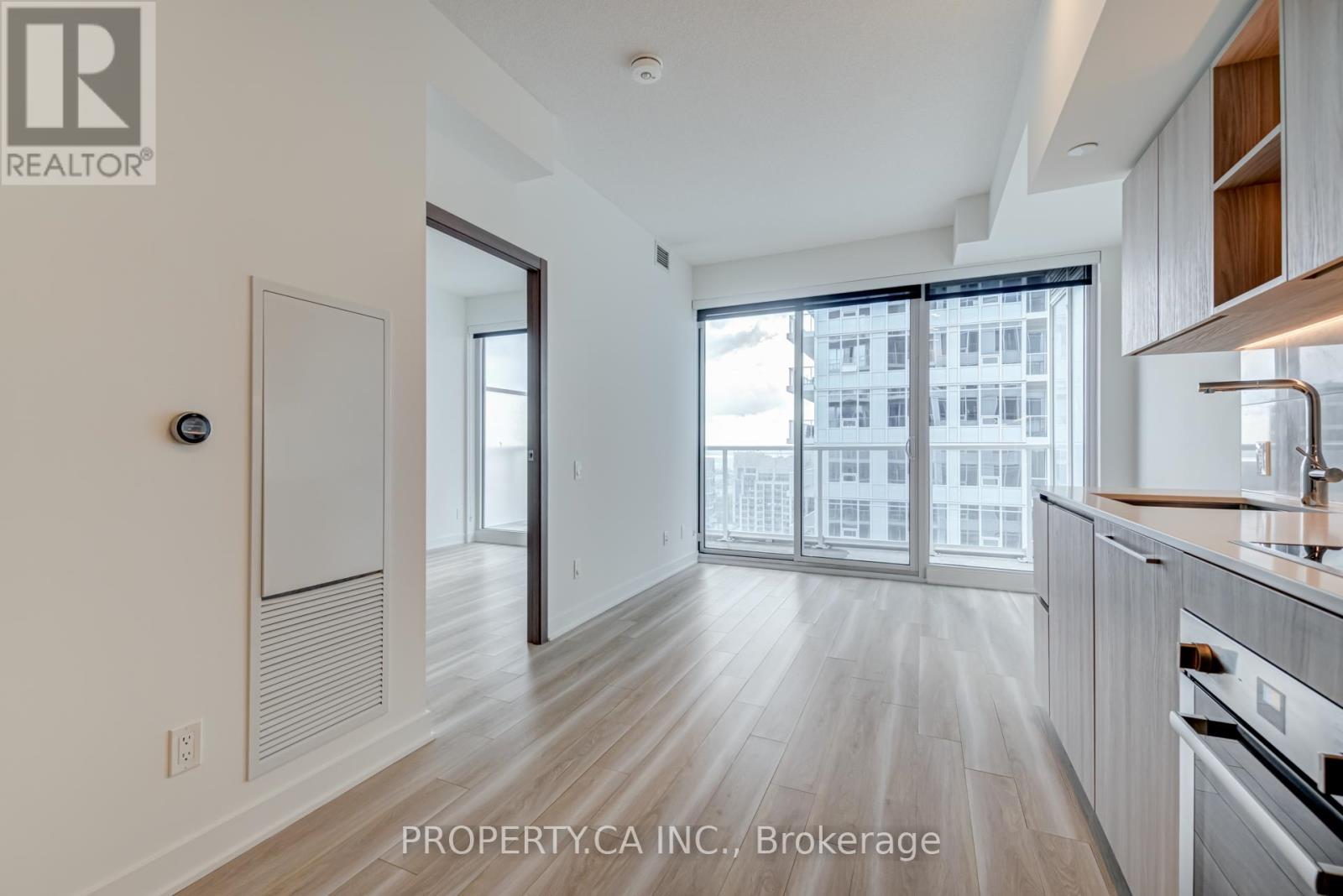 3705 - 17 BATHURST STREET, Toronto, Ontario