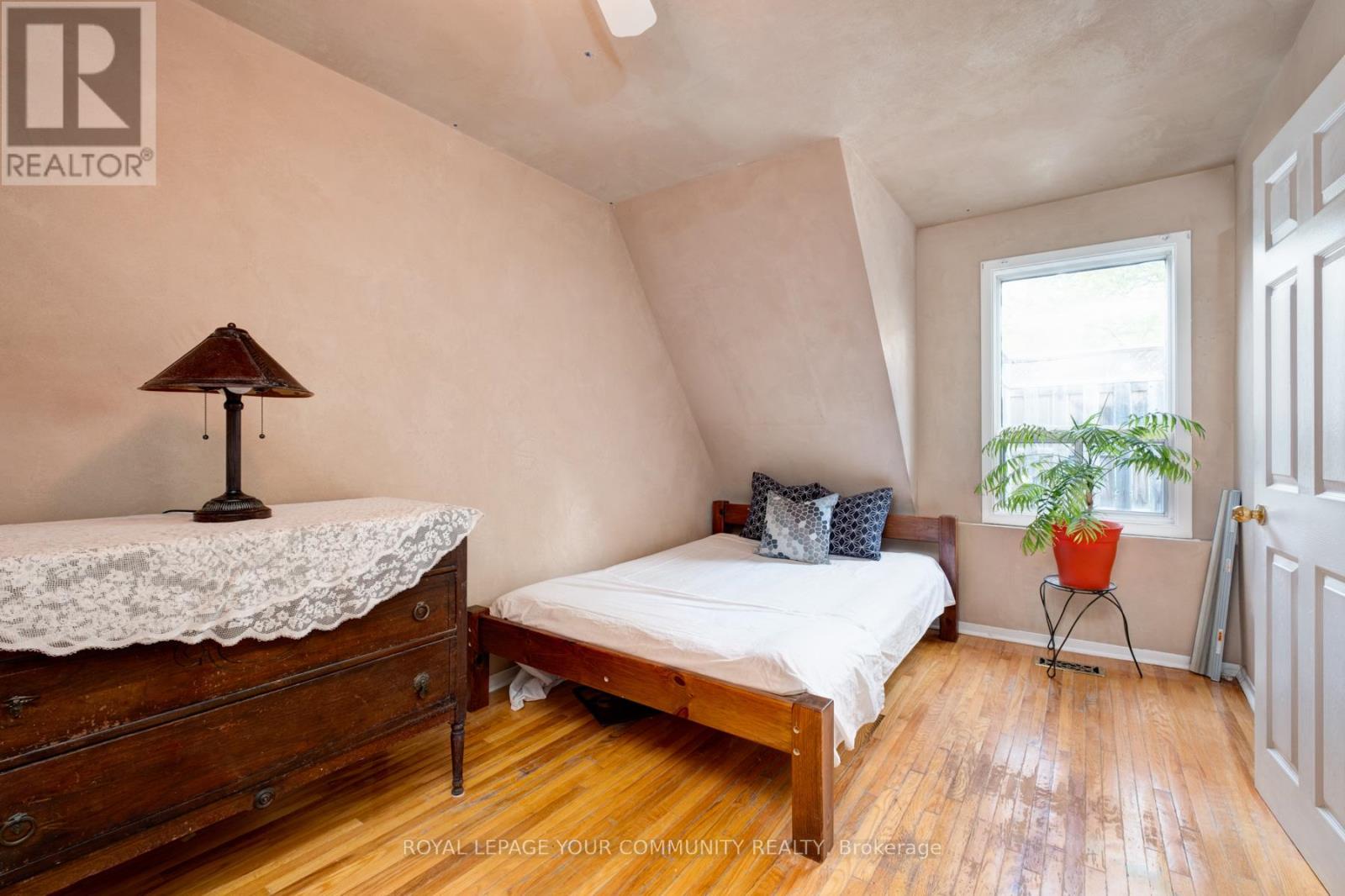 356 Dupont Street, Toronto (Annex), Ontario  M5R 1V9 - Photo 17 - C12212016