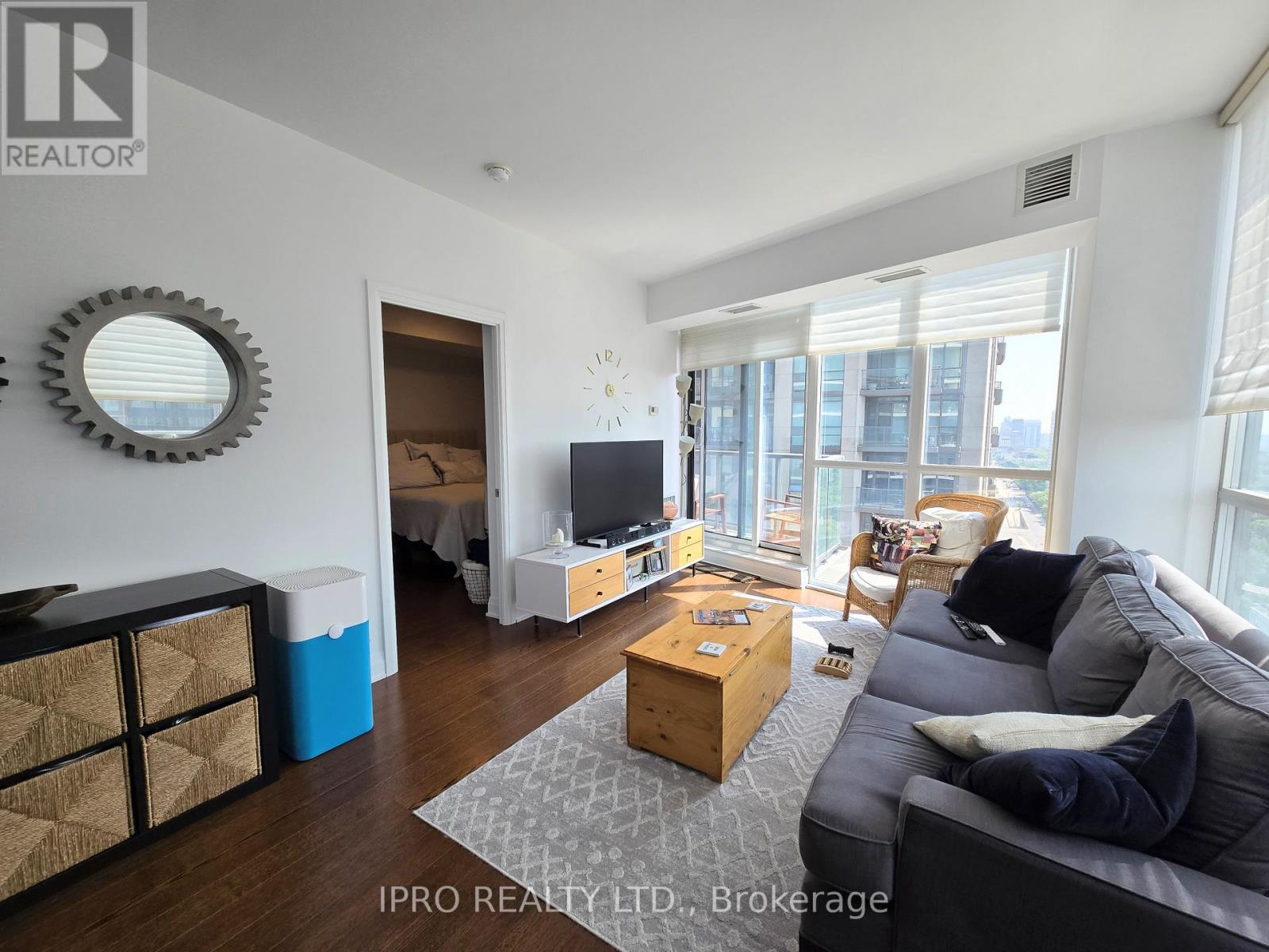 1607 - 530 ST. CLAIR AVENUE W, Toronto, Ontario