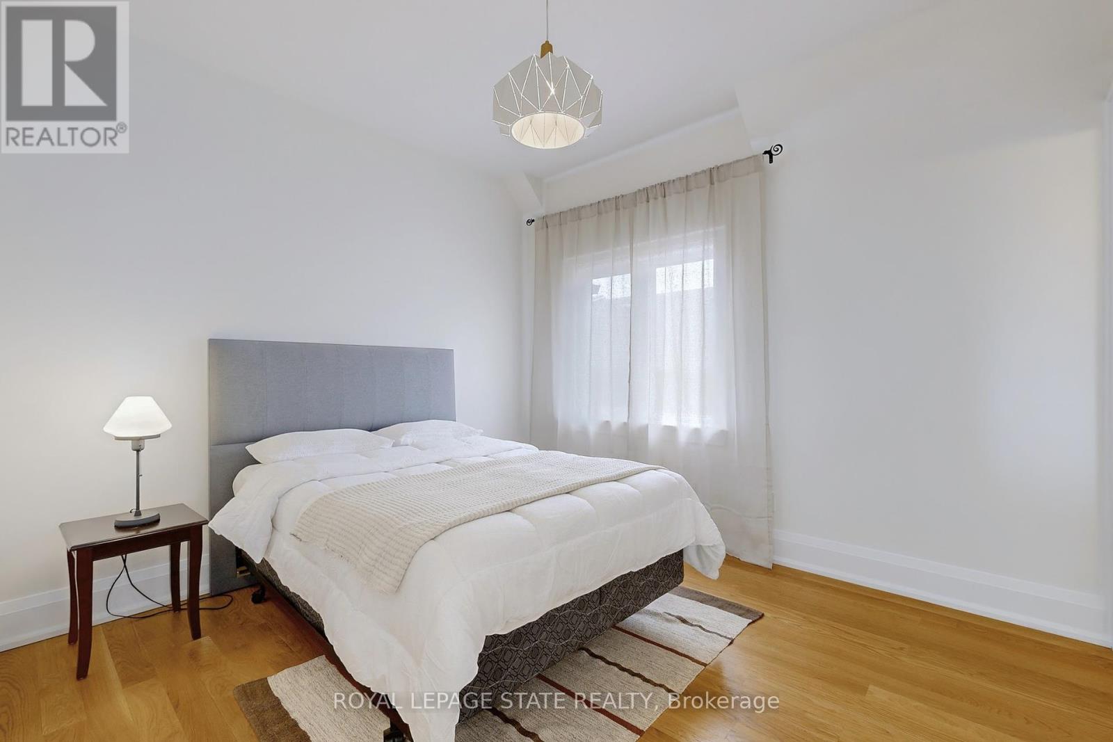 743 Glencairn Avenue, Toronto, Ontario  M6B 1Z9 - Photo 24 - C12212132