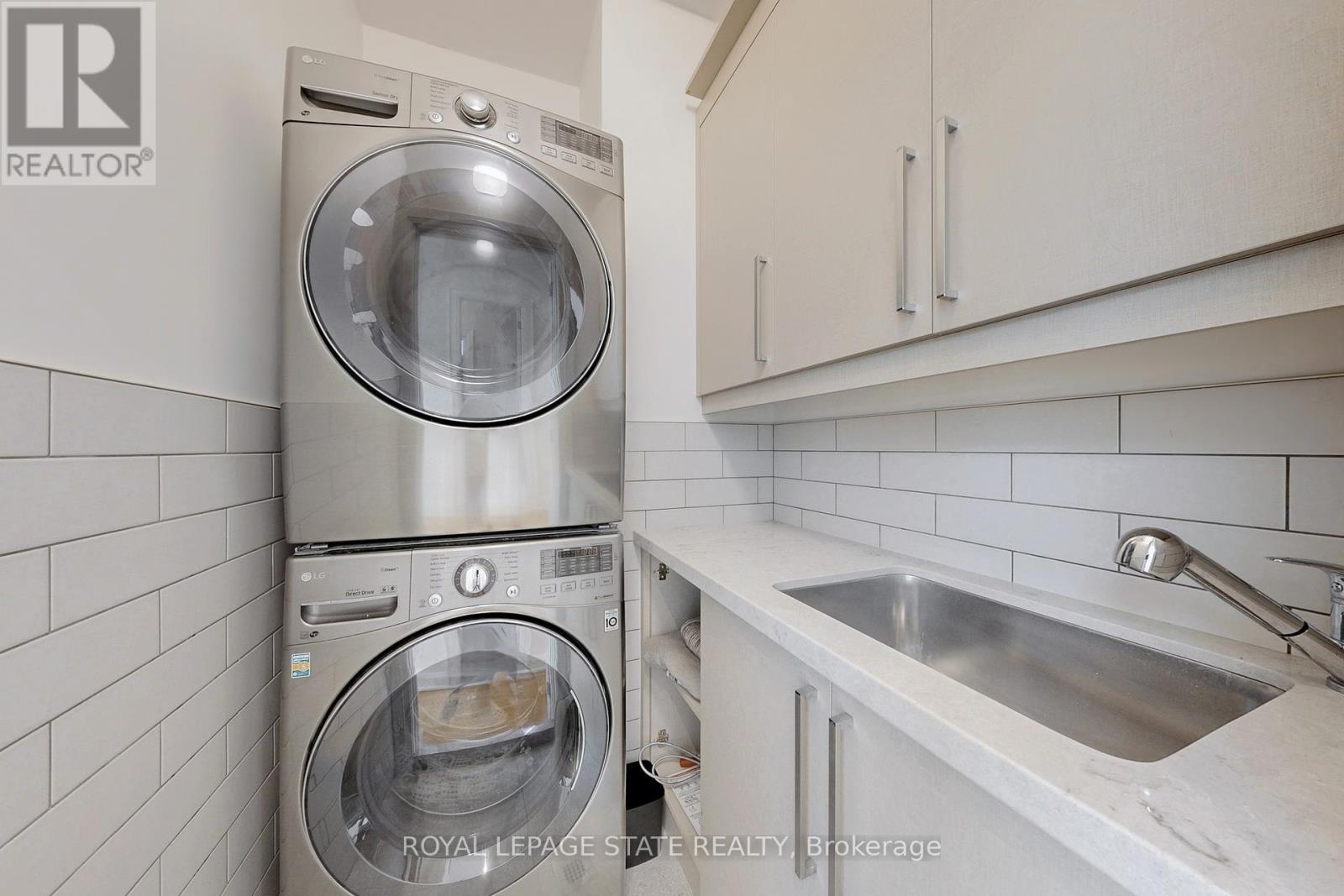 743 Glencairn Avenue, Toronto, Ontario  M6B 1Z9 - Photo 30 - C12212132