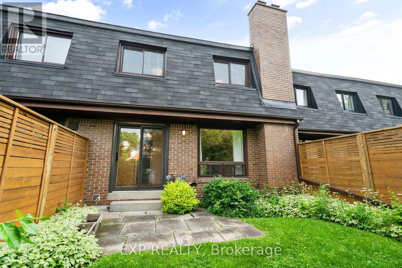 108 Flaming Rose Way, Toronto, Ontario  M2N 5W8 - Photo 42 - C12212143