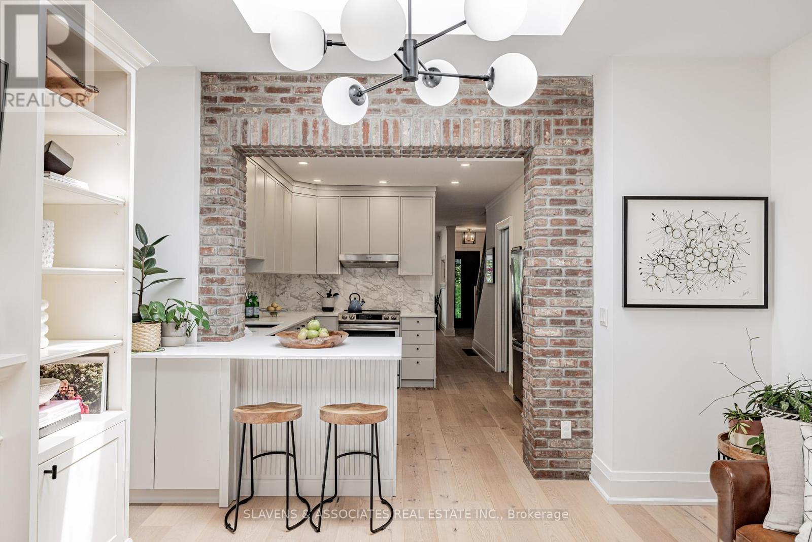 188 Fairlawn Avenue, Toronto (Lawrence Park North), Ontario  M5M 1S8 - Photo 11 - C12212156