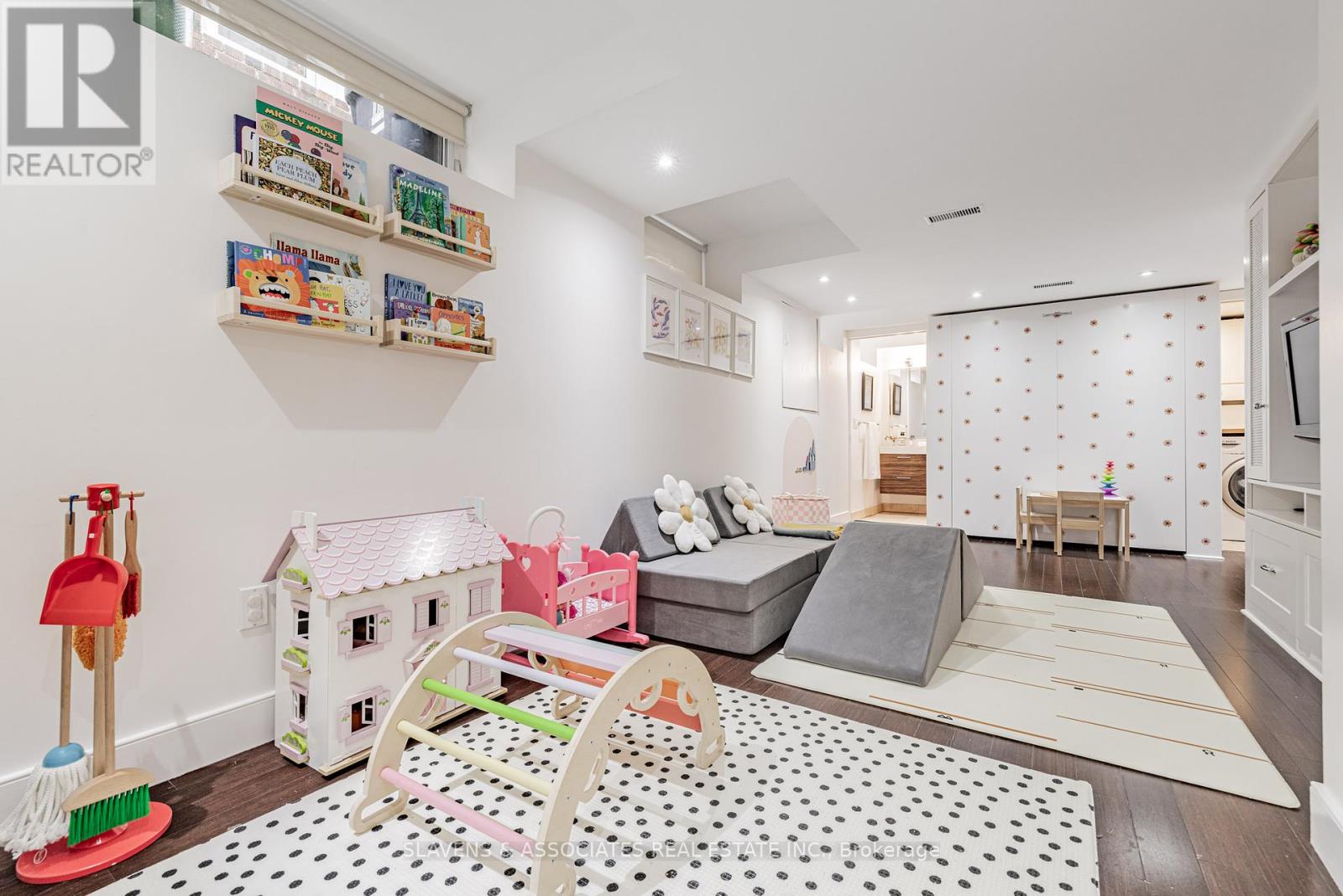 188 Fairlawn Avenue, Toronto (Lawrence Park North), Ontario  M5M 1S8 - Photo 23 - C12212156