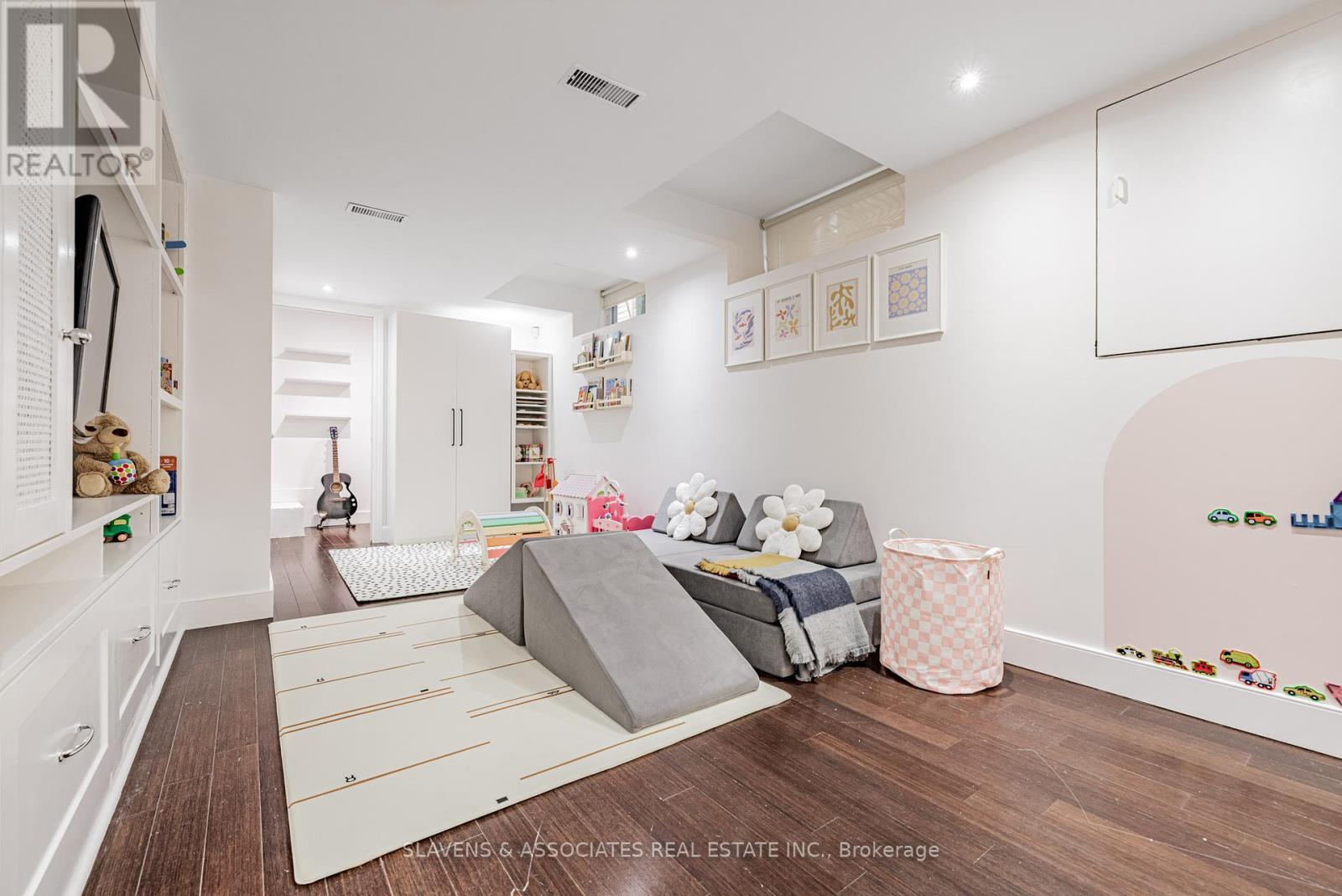 188 Fairlawn Avenue, Toronto (Lawrence Park North), Ontario  M5M 1S8 - Photo 24 - C12212156