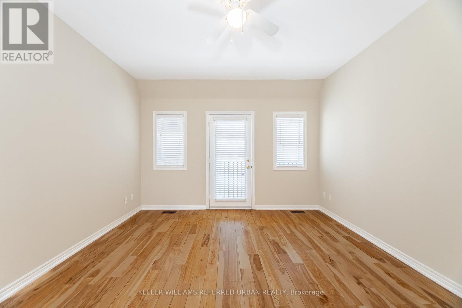 13 Joseph Salsberg Lane, Toronto (Niagara), Ontario  M6J 3W8 - Photo 14 - C12212176