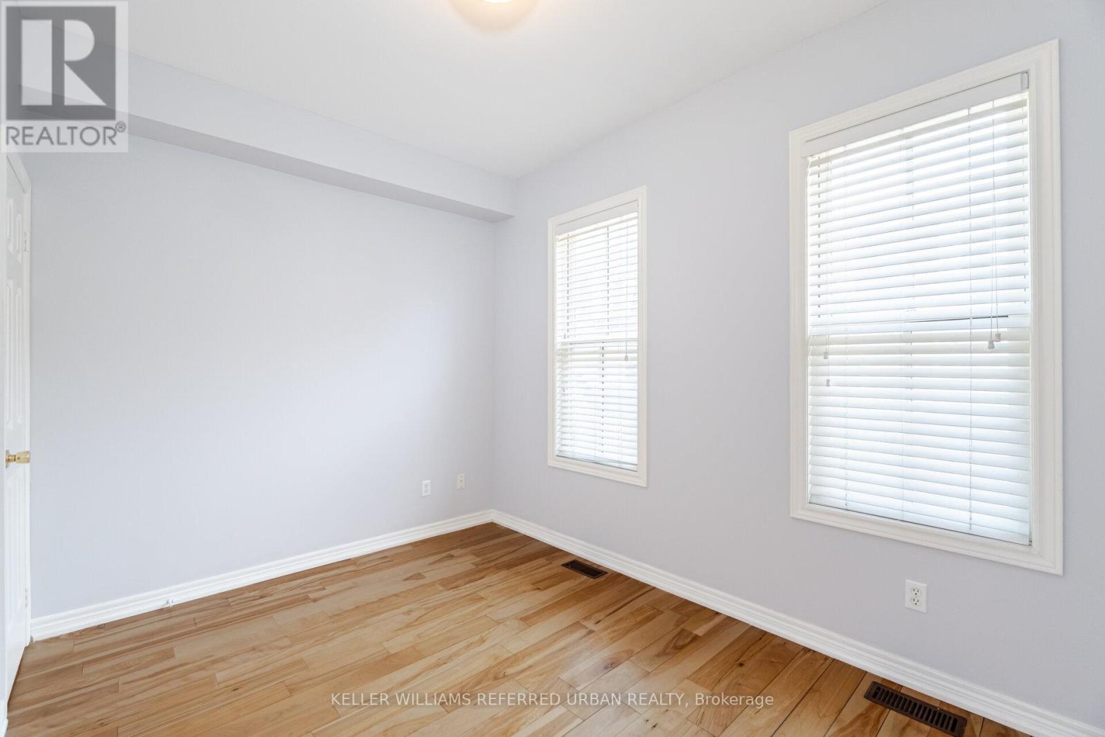 13 Joseph Salsberg Lane, Toronto (Niagara), Ontario  M6J 3W8 - Photo 22 - C12212176